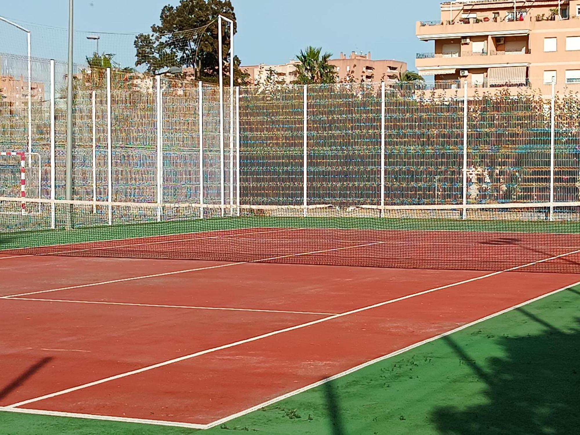 Playa Cannet 20 Km Valencia Piscina Tennis Canet d'En Berenguer Exteriör bild
